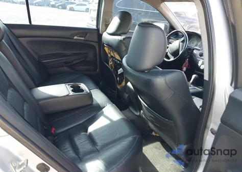 2011 Honda Accord 2.4 Se z USA, uszkodzony, nr VIN 1HGCP2F69BA082728